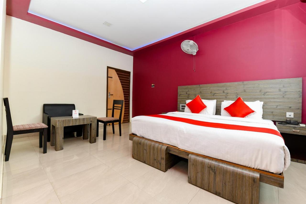 Oyo 1889 Hotel Aj Park Alappuzha Luaran gambar