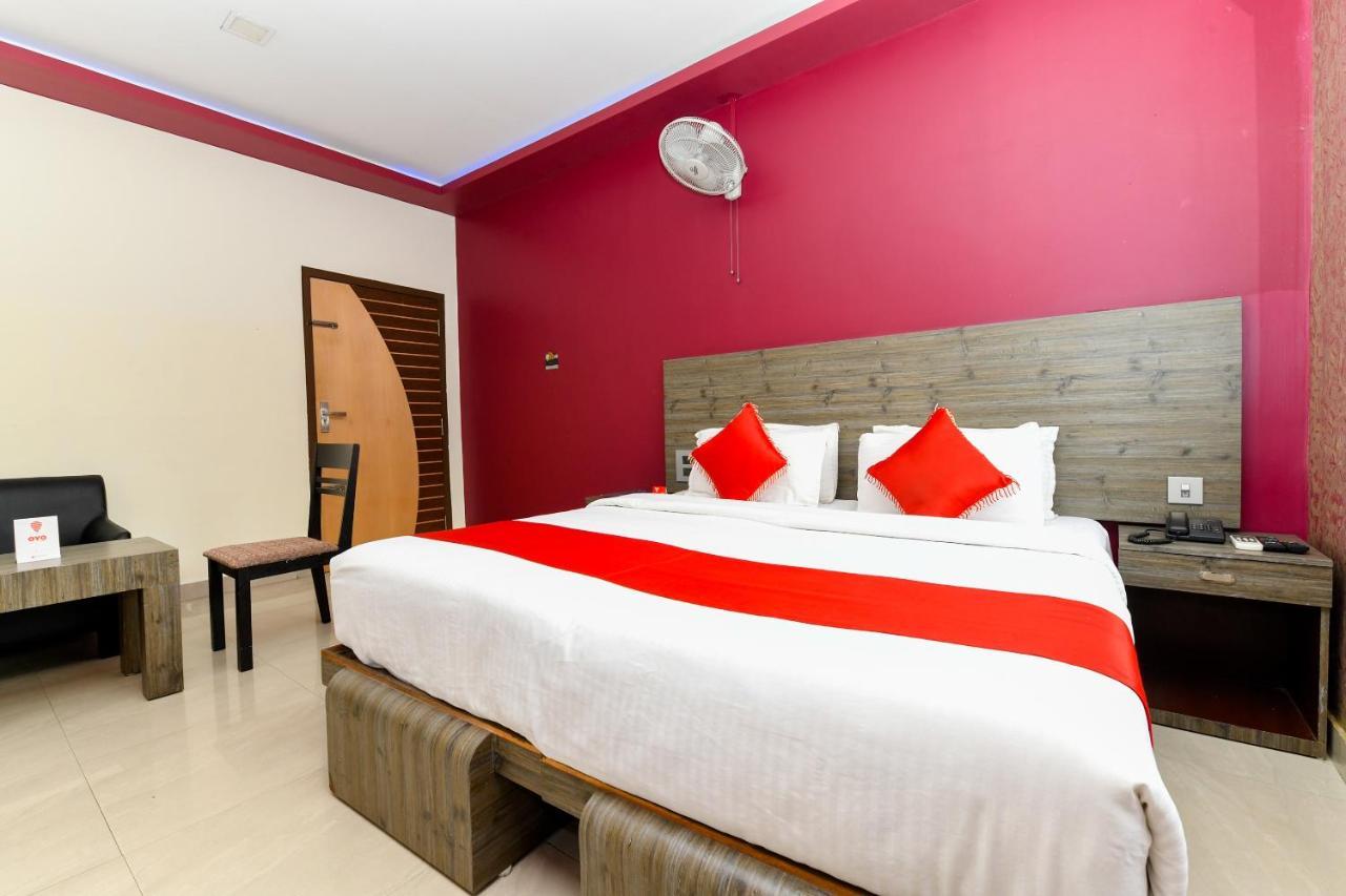 Oyo 1889 Hotel Aj Park Alappuzha Luaran gambar